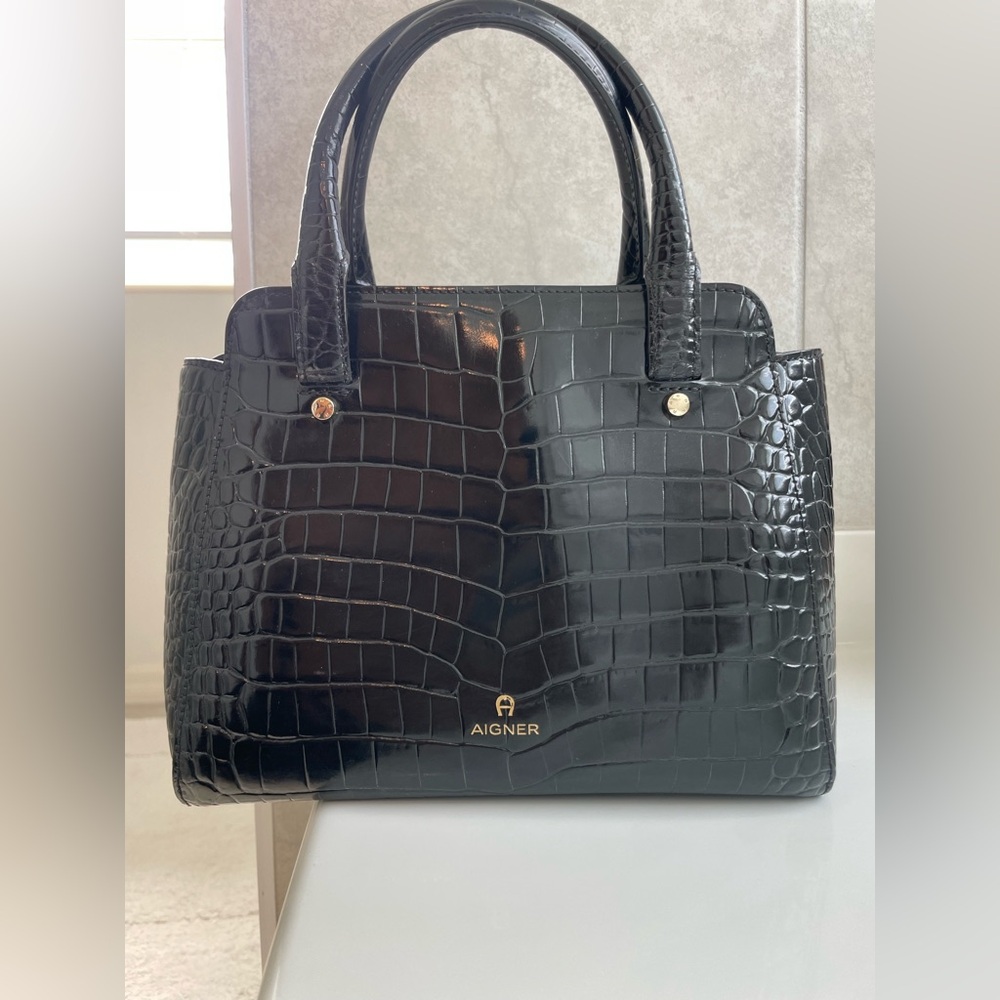 Aigner Abby Crocodile-Embossed Satchel Bag glossy